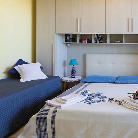 לינה וארוחת בוקר צ'יביטאנובה מארקה Casa "La Conchiglia" מראה חיצוני תמונה