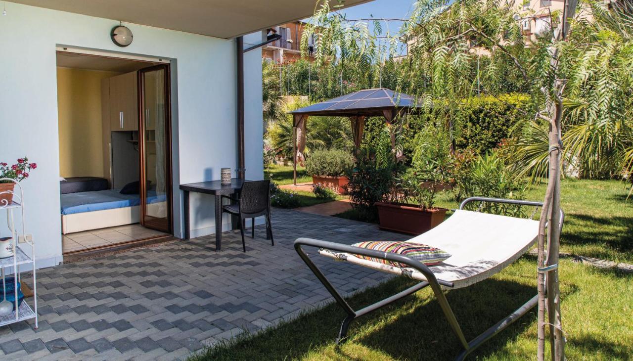 לינה וארוחת בוקר צ'יביטאנובה מארקה Casa "La Conchiglia" מראה חיצוני תמונה