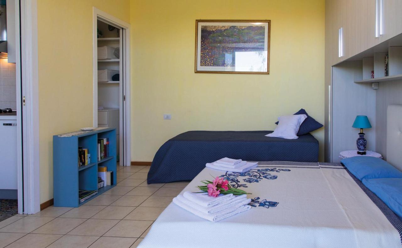 לינה וארוחת בוקר צ'יביטאנובה מארקה Casa "La Conchiglia" מראה חיצוני תמונה
