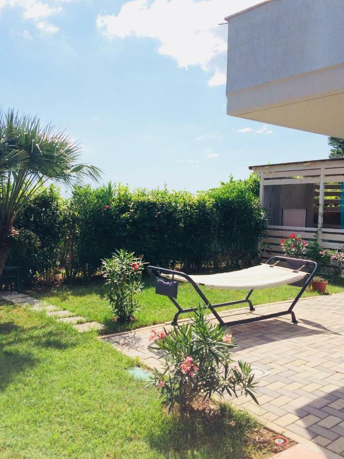לינה וארוחת בוקר צ'יביטאנובה מארקה Casa "La Conchiglia" מראה חיצוני תמונה